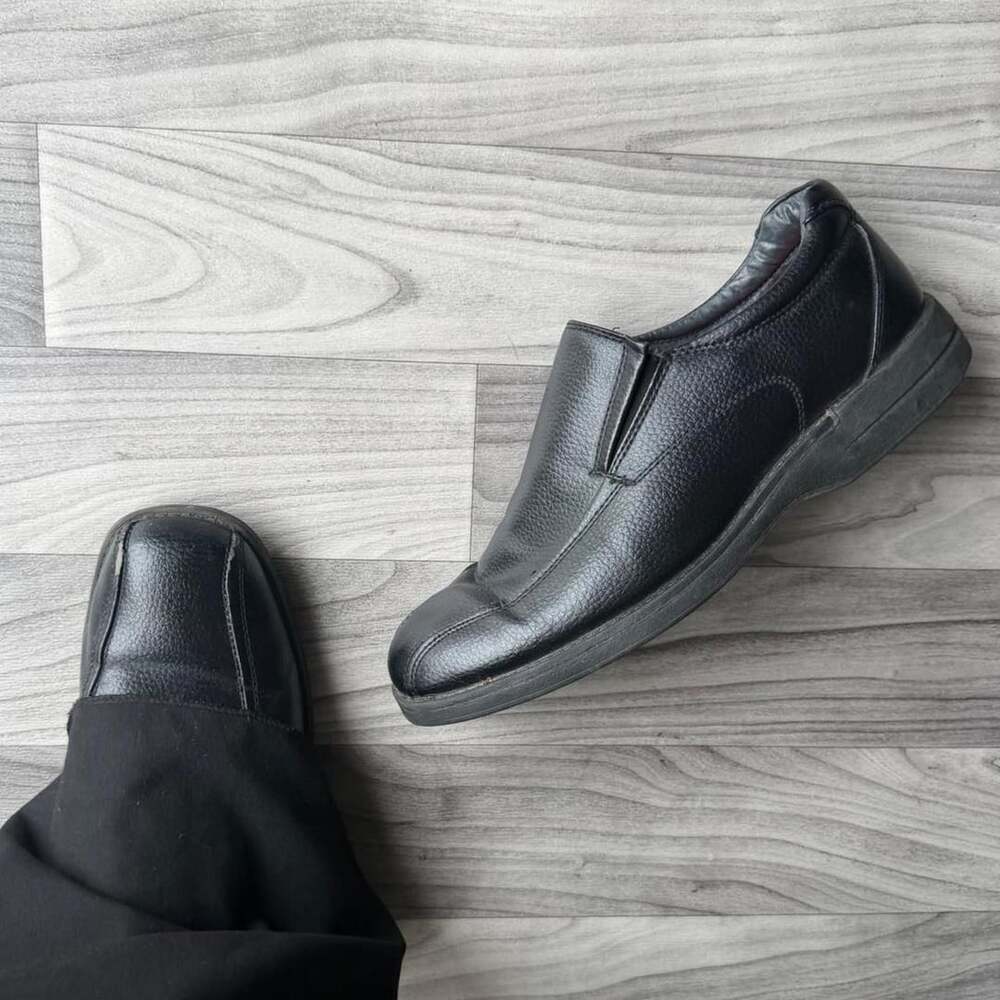 Softspots Slip On Loafers Size 11M Black Leather